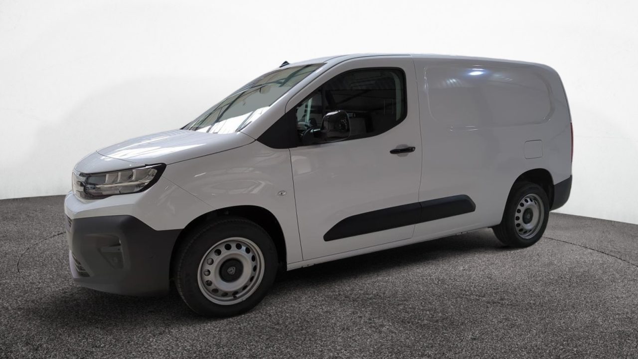 Peugeot PARTNER FOURGON XL DIESEL 130 CH AUTOMATIQUE 3PL SUREQUIPE